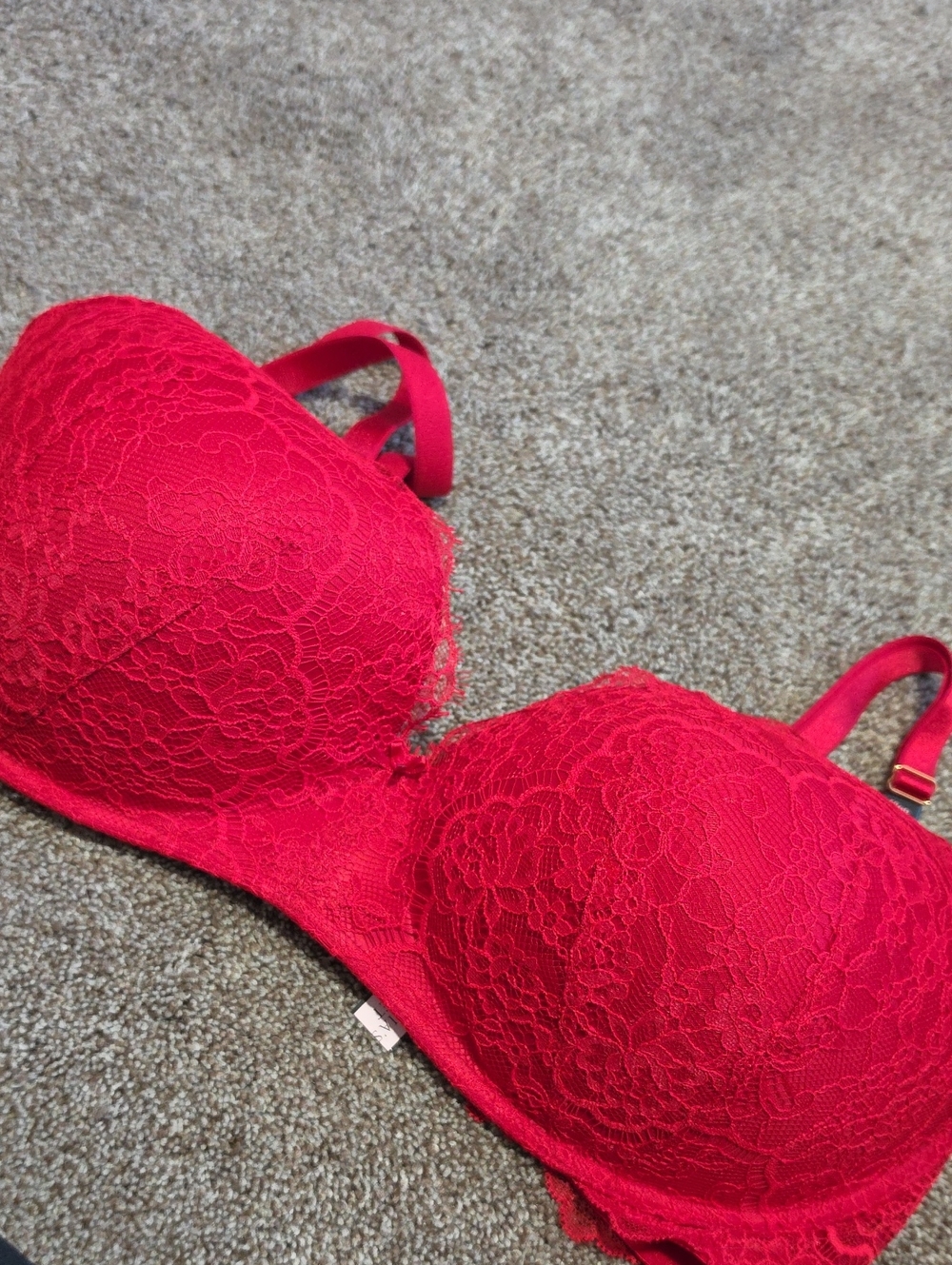 Nwt Victoria's Secret Dream Angels Red Lace Wireless Padded Bra 38DD